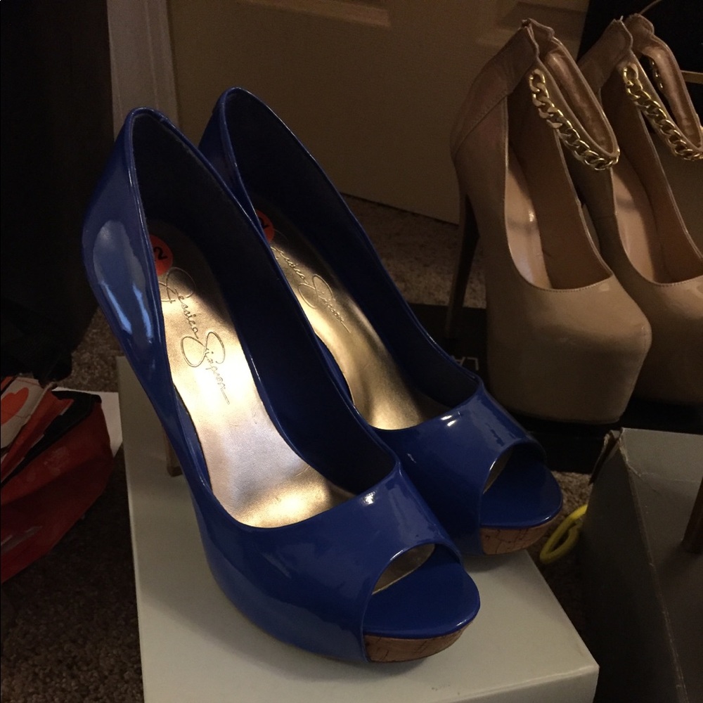 New blue Jessica Simpson high heel